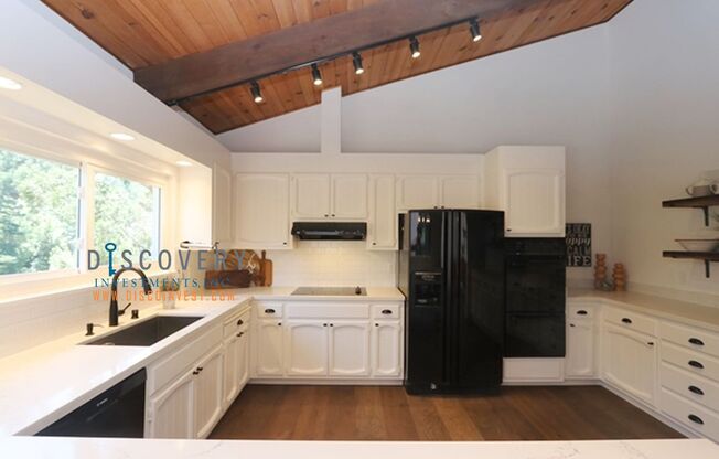 3 beds, 3 baths, $6,700