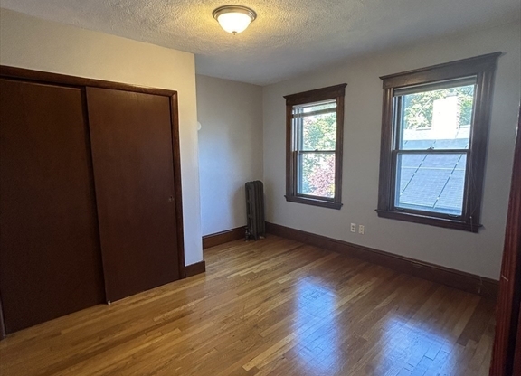 2 beds, 1 bath, 1,000 sqft, $2,500, Unit 2