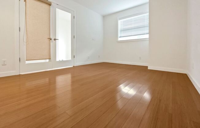 201B 27th Ave E