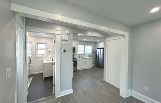 1 bed, 1 bath, $2,500