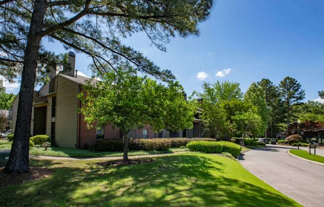 exterior view at The Summit Apartments, Memphis, TN, 38128