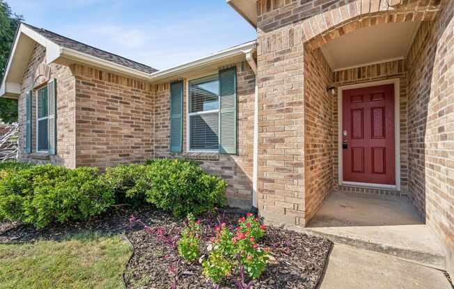 Move-in ready home in Franklin Heights!