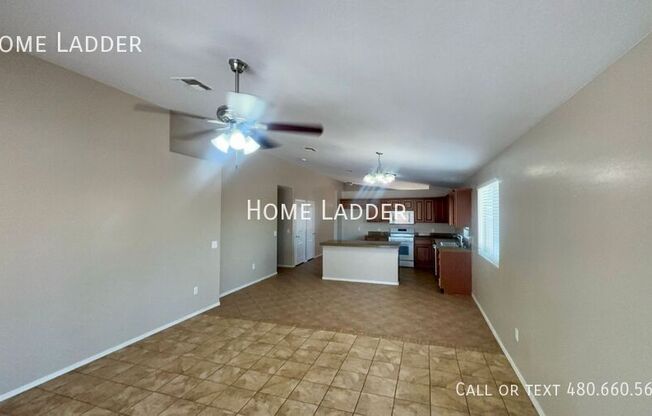 2349 N OAKMONT LN