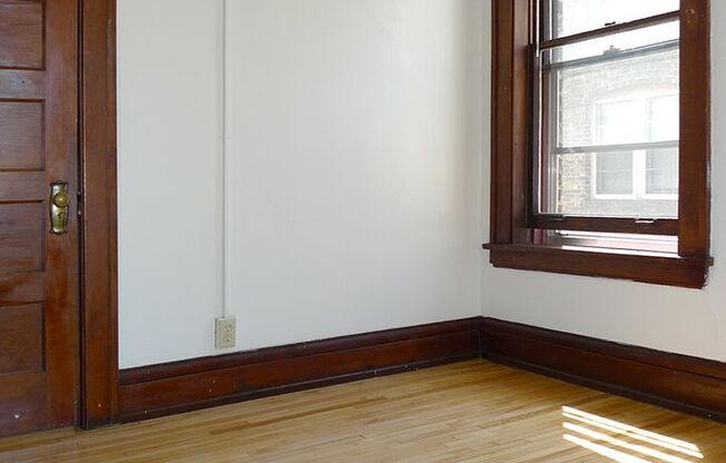 1 bed, 1 bath, 410 sqft, $880, Unit 22 - 22