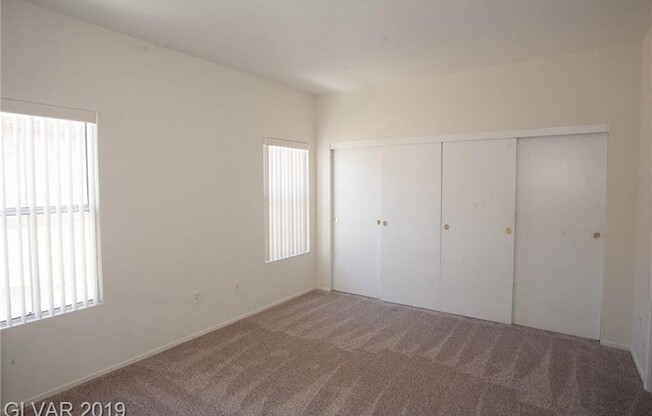 2 beds, 2 baths, $1,300, Unit #2069