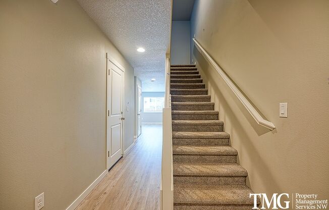 3 beds, 2.5 baths, 1,650 sqft, $2,490, Unit C-112