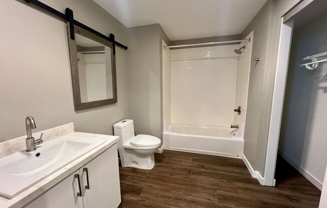 Studio, 1 bath, 232 sqft, $2,050, Unit 435-417