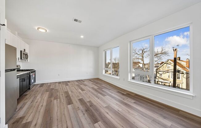 560-572 13th Ave