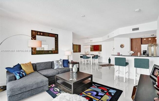 2 beds, 2 baths, 1,251 sqft, $3,600, Unit 7900 Harbor Island Dr # 704