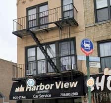 2 beds, 1 bath, $2,915, Unit 2