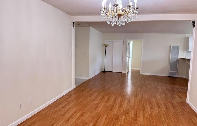 3 beds, 2 baths, 1,282 sqft, $2,795, Unit 313