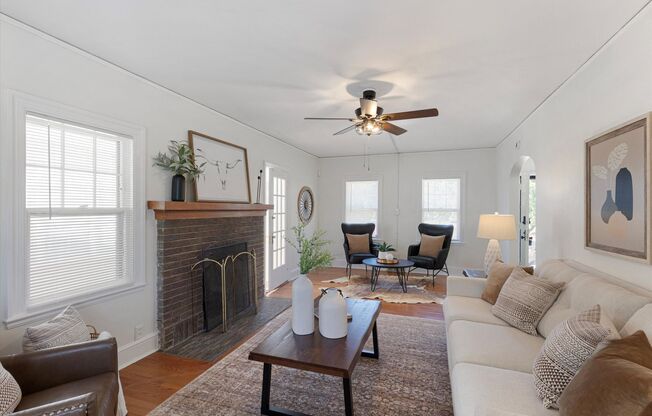 Beautiful 3 Bedroom home located at 6811 Minne Lusa