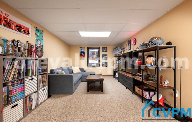 5 beds, 4.5 baths, $4,000