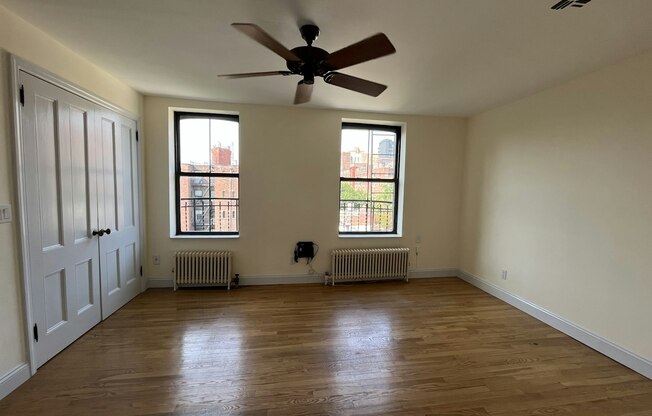 1 bed, 1 bath, $3,750, Unit 6D