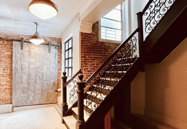 53 W 106 ST