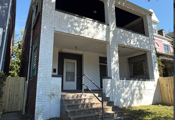 7307 Idlewild