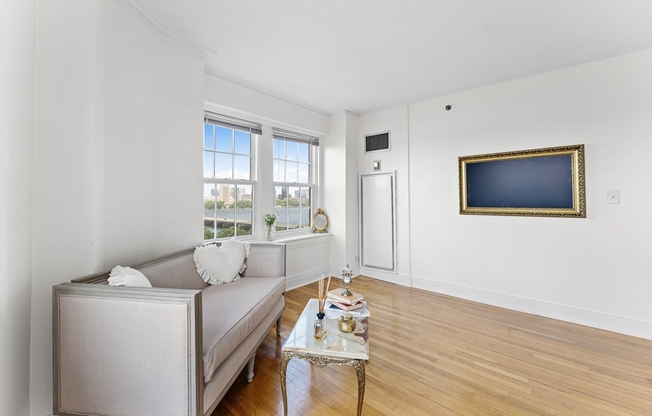 1 bed, 1 bath, 550 sqft, $3,400, Unit 1005