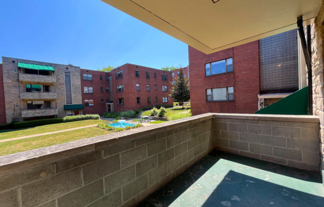 3 beds, 2 baths, 1,300 sqft, $2,499, Unit 6224 Fifth Ave. #113G