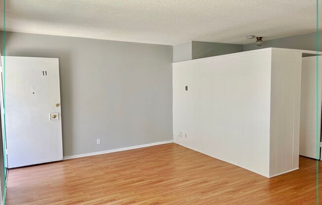 1 bed, 1 bath, 620 sqft, $1,775, Unit 11