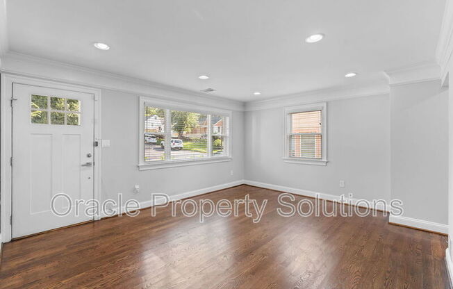 5803 RAVENSWOOD RD