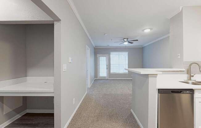 1 bed, 1 bath, 729 sqft, $1,218