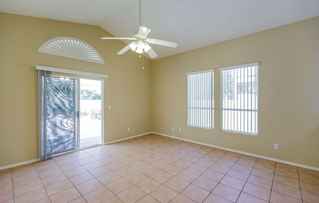 1 Story home located in Silverado Ranch