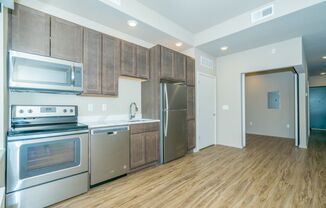 Studio, 1 bath, 480 sqft, $1,025, Unit 606