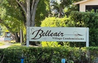 Belleair Village Condo 1/1 Open floor plan