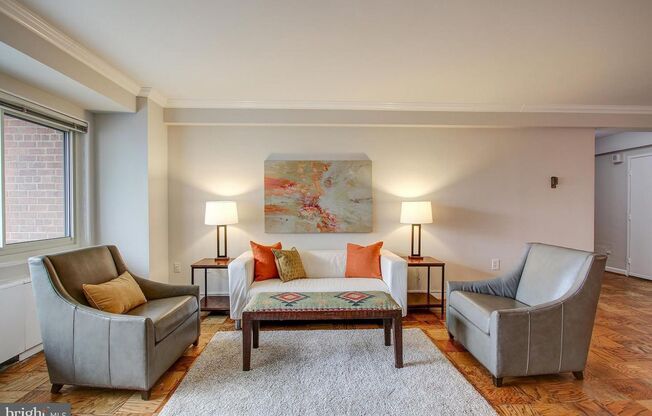 Wesley Heights Two Bedroom, Two Baths, Furnished or Unfurnished!