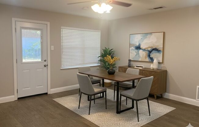 Beautifully updated home in heart of Irving