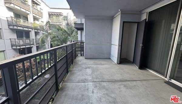 1 bed, 1 bath, 1,050 sqft, $3,100, Unit 426