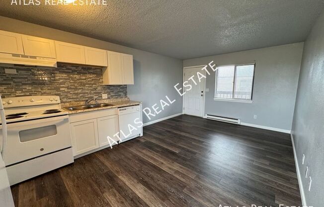 1 bed, 1 bath, 660 sqft, $975