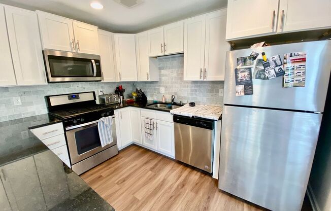 2449 Lyndale