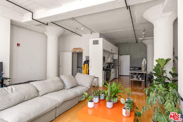 420 S SAN PEDRO ST