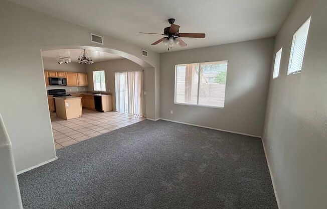 Beautiful Home for Rent in Avondale! **NEW CARPET**