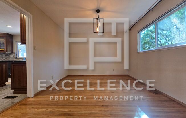 3087SF 2 Story 5/2.5 House - Community Cabana, Pets Ok, 3 Fireplaces, Beautiful Updated Kitchen