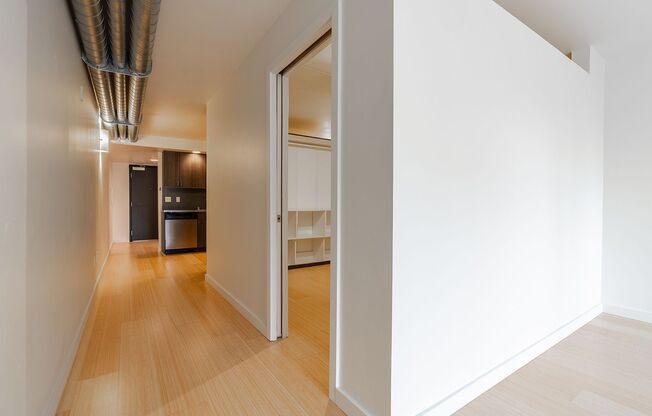 1 bed, 1 bath, 727 sqft, $1,695, Unit 203