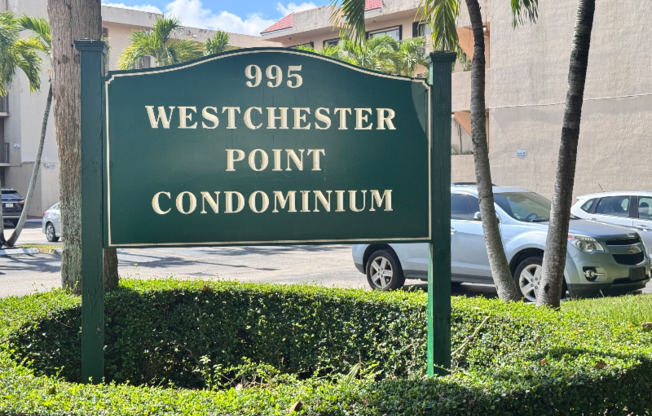 995 SW 84 AVE