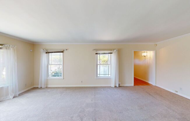 4 Bedroom, 2 Bathroom Single-Story house for rent in Alhambra