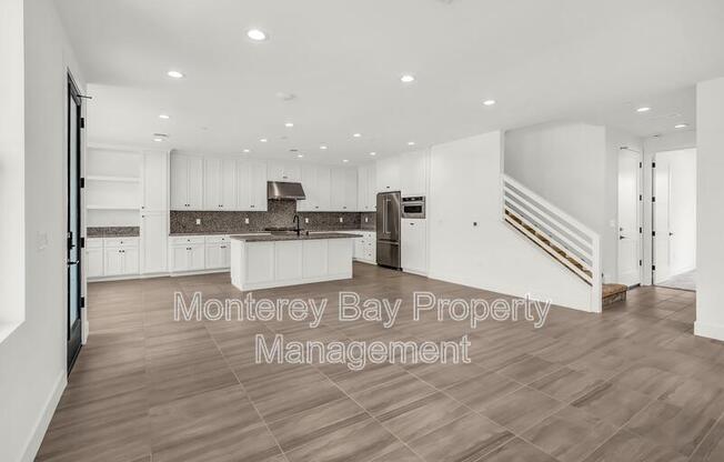111 SEA SHELL AVE