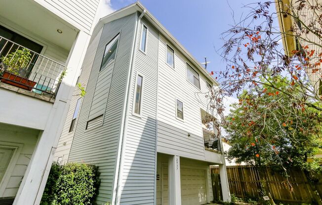 Stunning 3-Bedroom Home Ready for New Occupants!