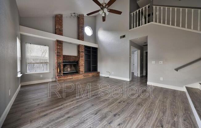 1229 CHENIN BLANC CIR