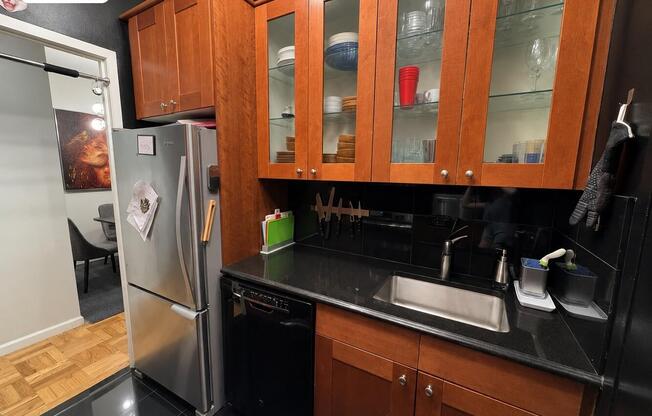 1 bed, 1 bath, 620 sqft, $7,200, Unit 16P