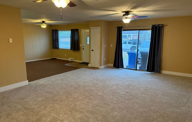 3 beds, 1 bath, $1,500