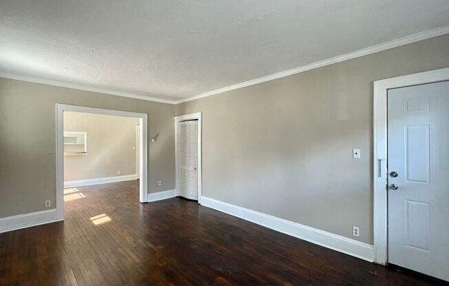 3718 W 159th Street