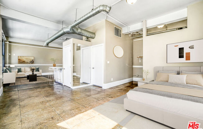 Studio, 1 bath, 750 sqft, $2,500, Unit 309