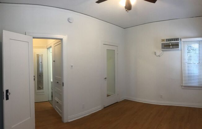 1 bed, 1 bath, $1,925, Unit 119#542-1