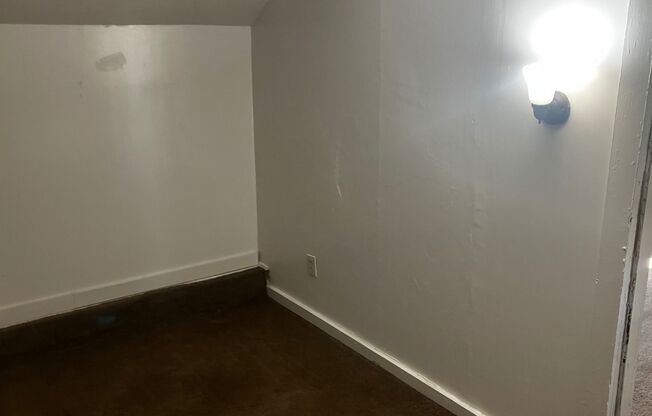 1 bed, 1 bath, $750