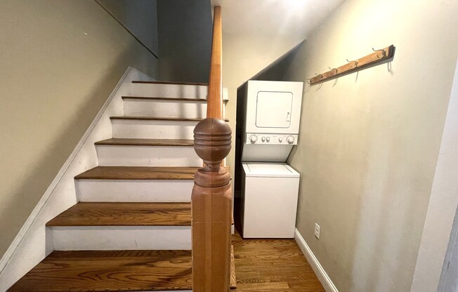 2 beds, 2 baths, 956 sqft, $3,600, Unit 2