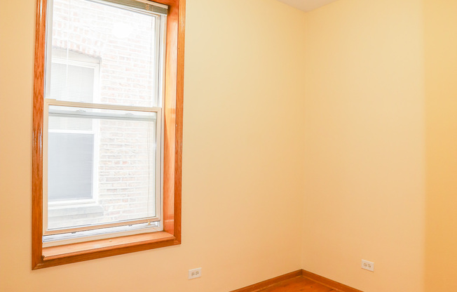 2136 W. Chicago Avenue, Unit 3R